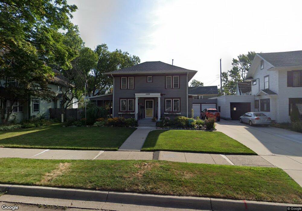 1528 N Genesee Dr, Lansing, MI 48915 - photo 1