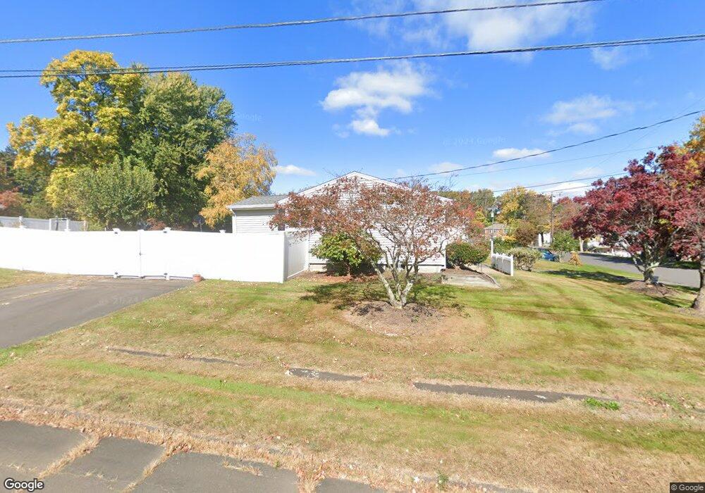 146 Raynor St, Southington, CT 06489 - photo 1