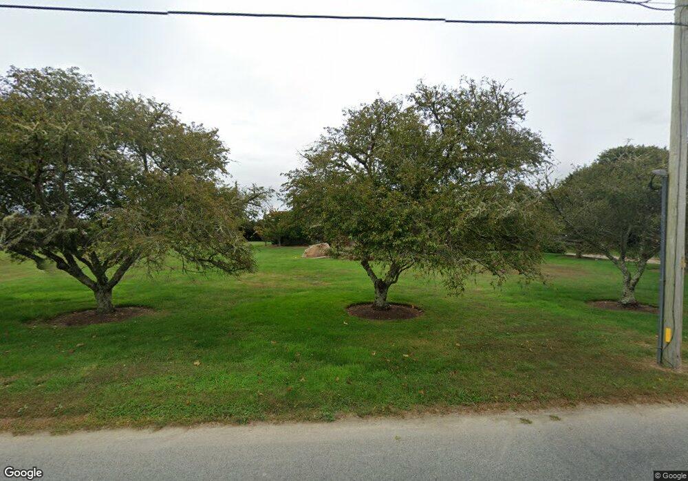 784 Division Rd, South Dartmouth, MA 02748 - photo 1