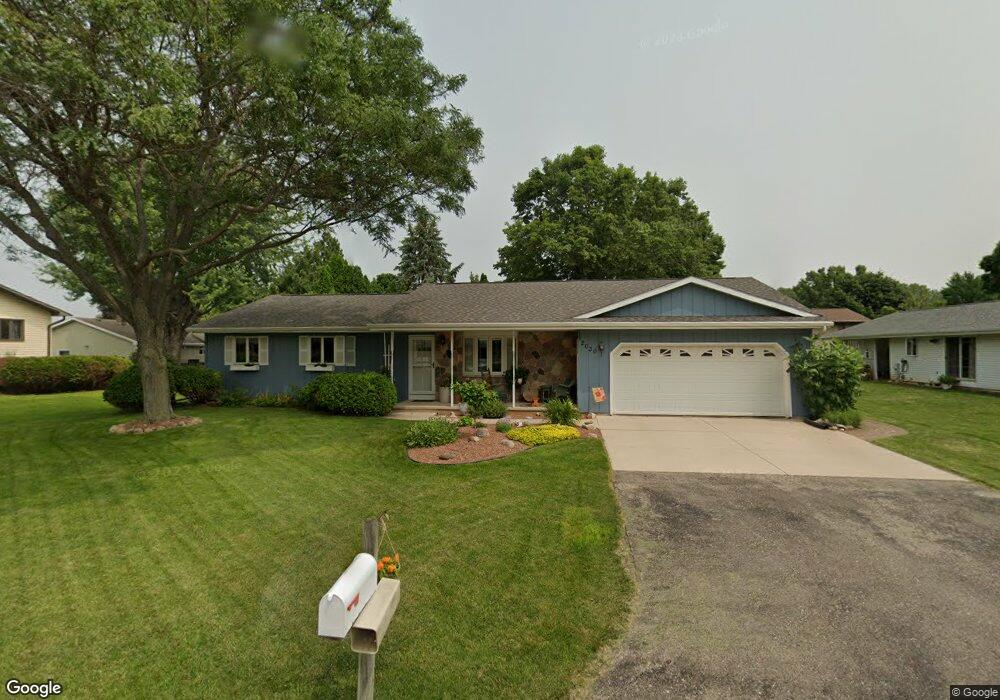 2030 W Glendale Ave, Appleton, WI 54914 - photo 1