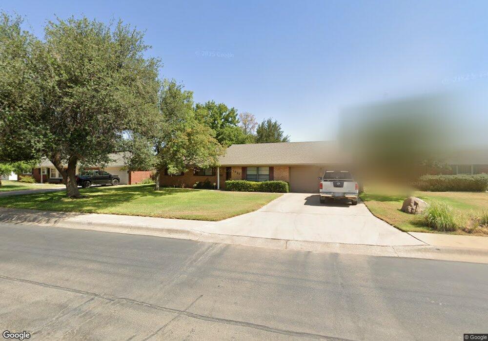1611 Cimmaron Dr, Midland, TX 79705 - photo 1