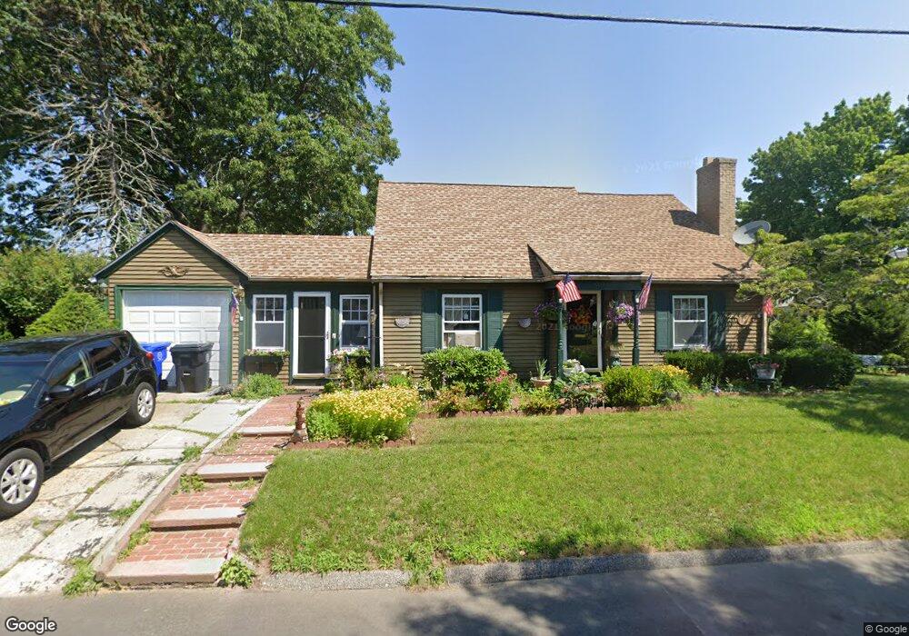 30 Benedict St, Riverside, RI 02915 - photo 1