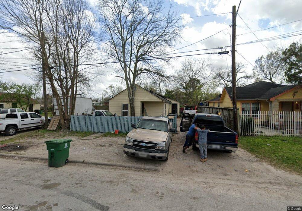 5002 Jewel St, Houston, TX 77026 - photo 1