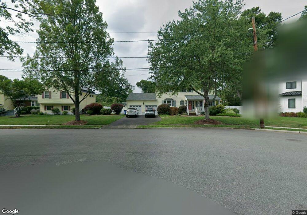 617 Mazur Ave, Paramus, NJ 07652 - photo 1