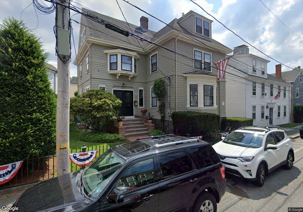 21 Darling St, Marblehead, MA 01945 - photo 1