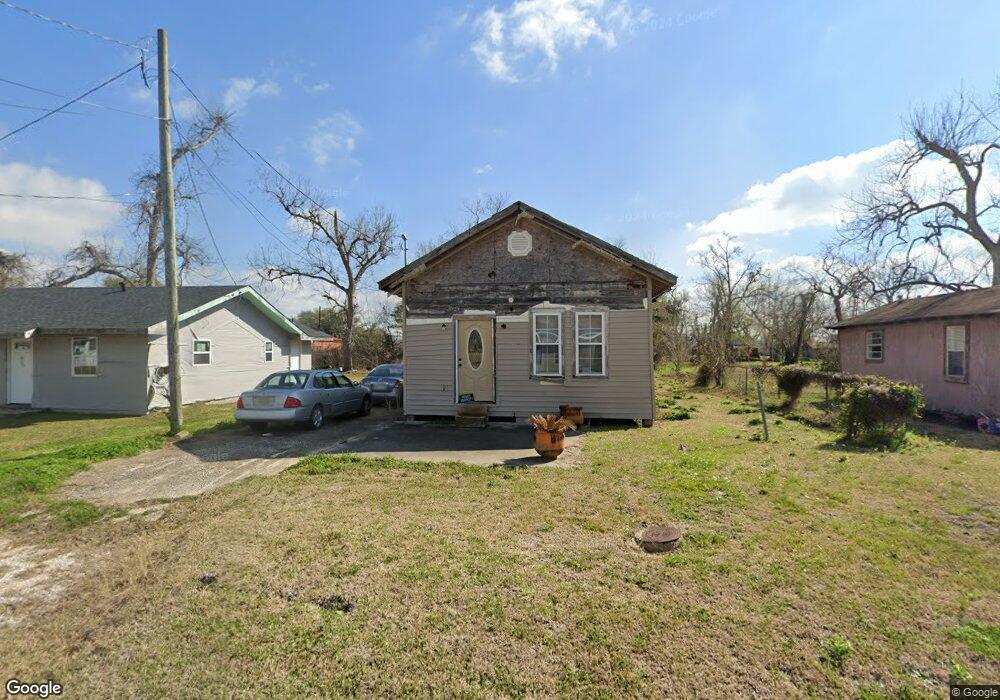 616 N Blake St, Lake Charles, LA 70601 - photo 1
