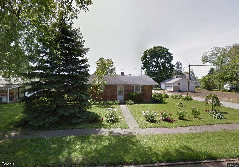 264 N Vine St, Plainfield, IN 46168 - photo 1