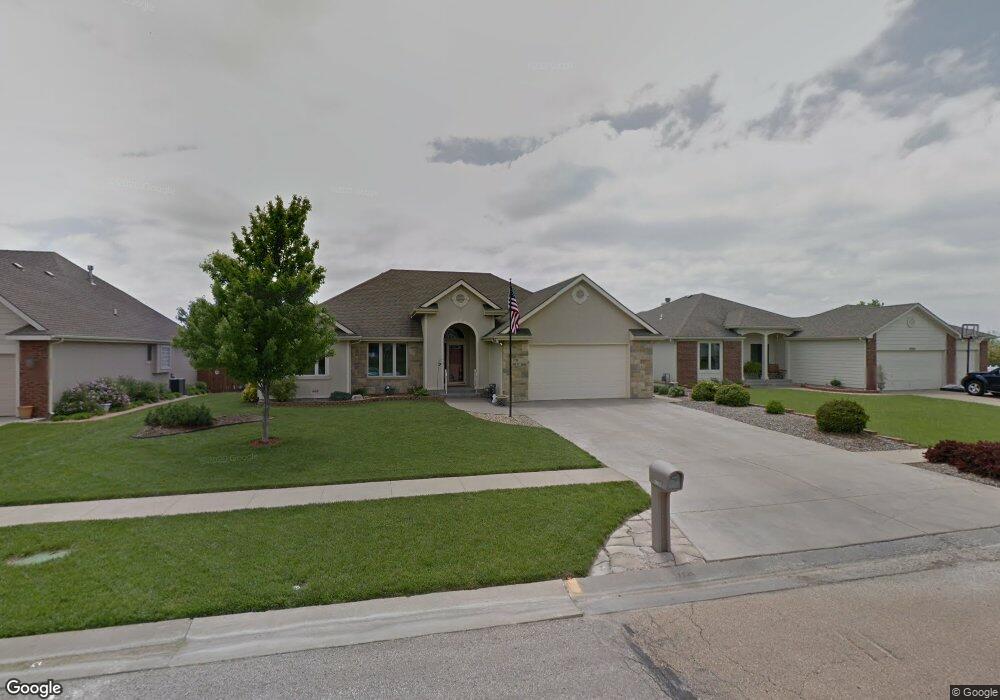 7725 SW 27th St, Topeka, KS 66614 - photo 1