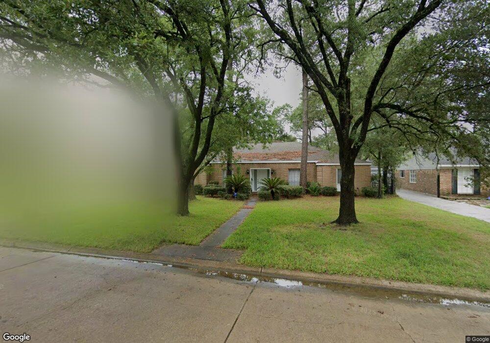 266 Plantation Rd, Houston, TX 77024 - photo 1