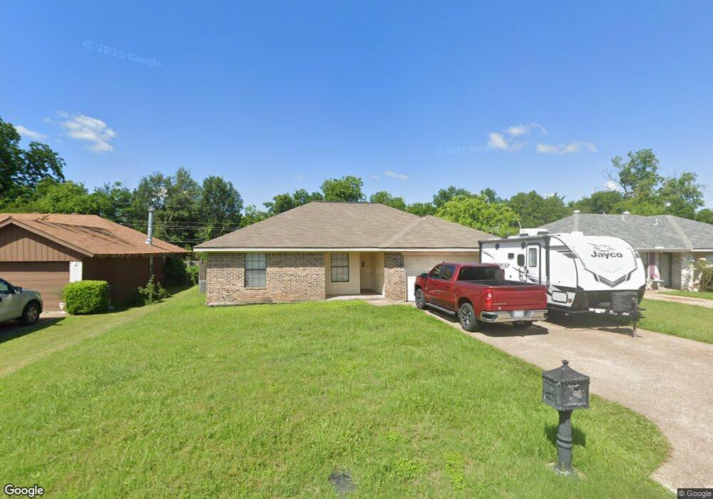 203 Willana Ct, Cleburne, TX 76033 - photo 1