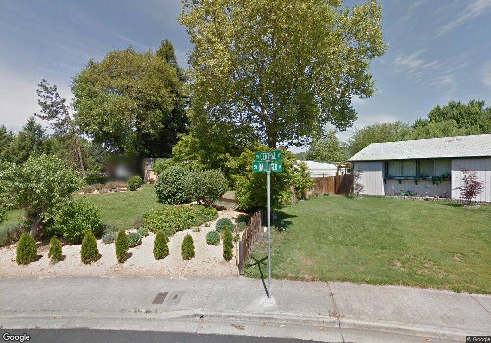 1177 SW Rogue River Ave, Grants Pass, OR 97526 - photo 1