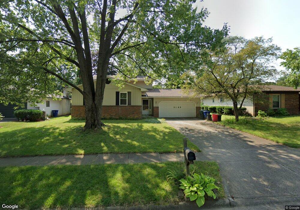 2163 Pine Knoll Ave, Columbus, OH 43229 - photo 1