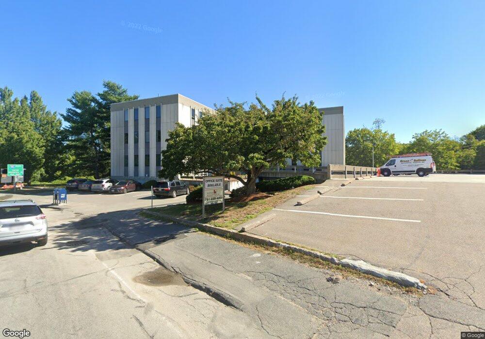 20 Walnut St unit 201, Wellesley, MA 02481 - photo 1