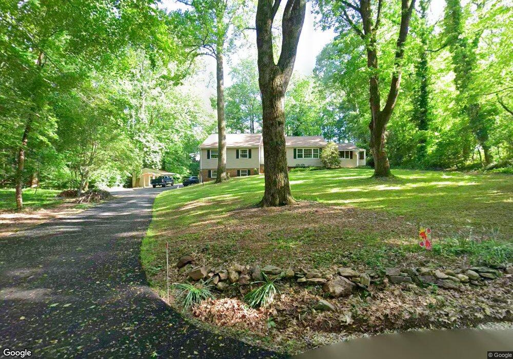 5321 Summit Dr, Fairfax, VA 22030 - photo 1