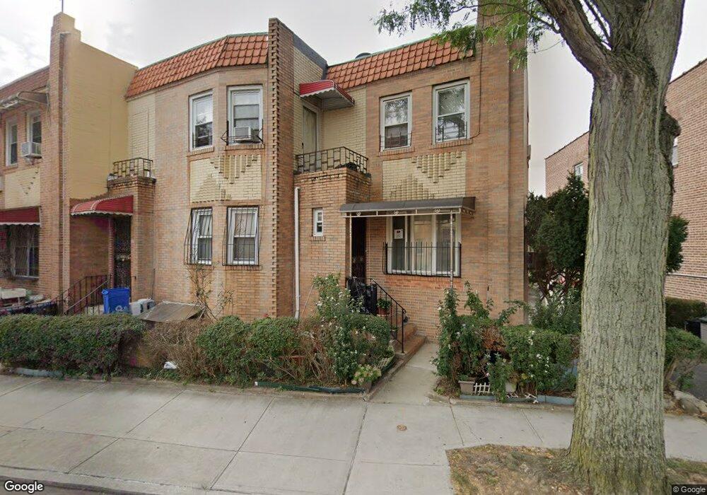 7926 Calamus Ave, Elmhurst, NY 11373 - photo 1