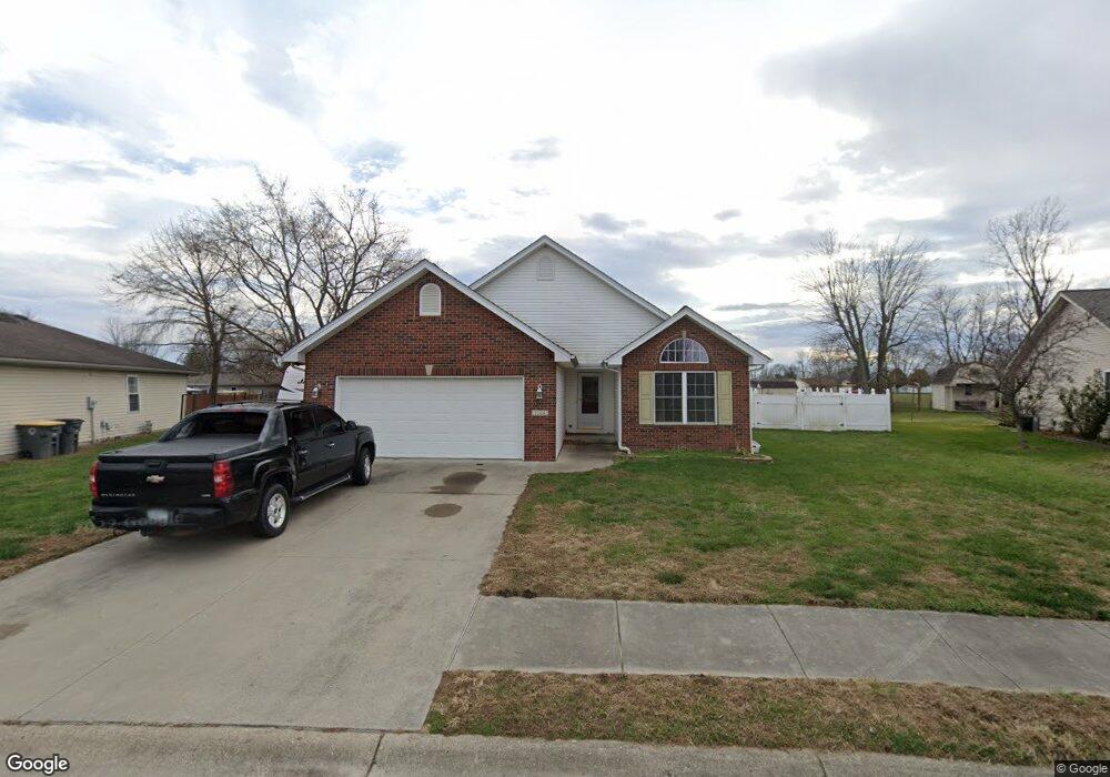 1204 Darcis Dr, Seymour, IN 47274 - photo 1