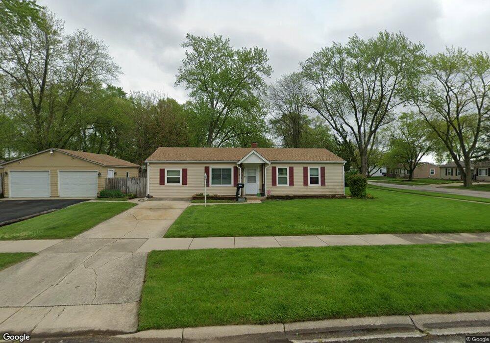 905 Morton Ave, Aurora, IL 60506 - photo 1