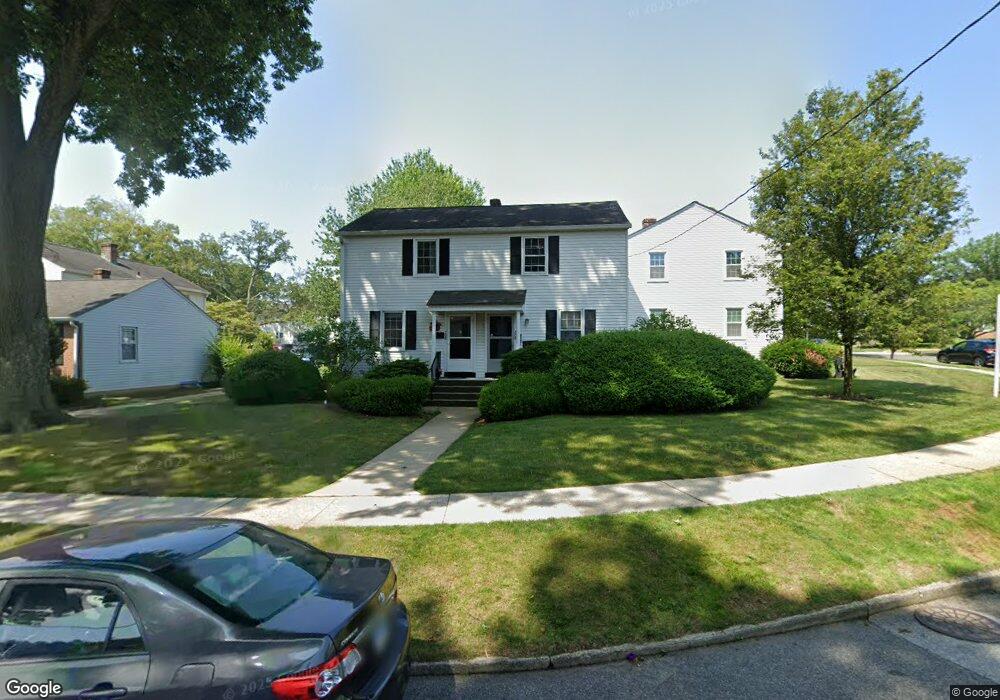 206 Sylvan Knoll Rd, Stamford, CT 06902 - photo 1