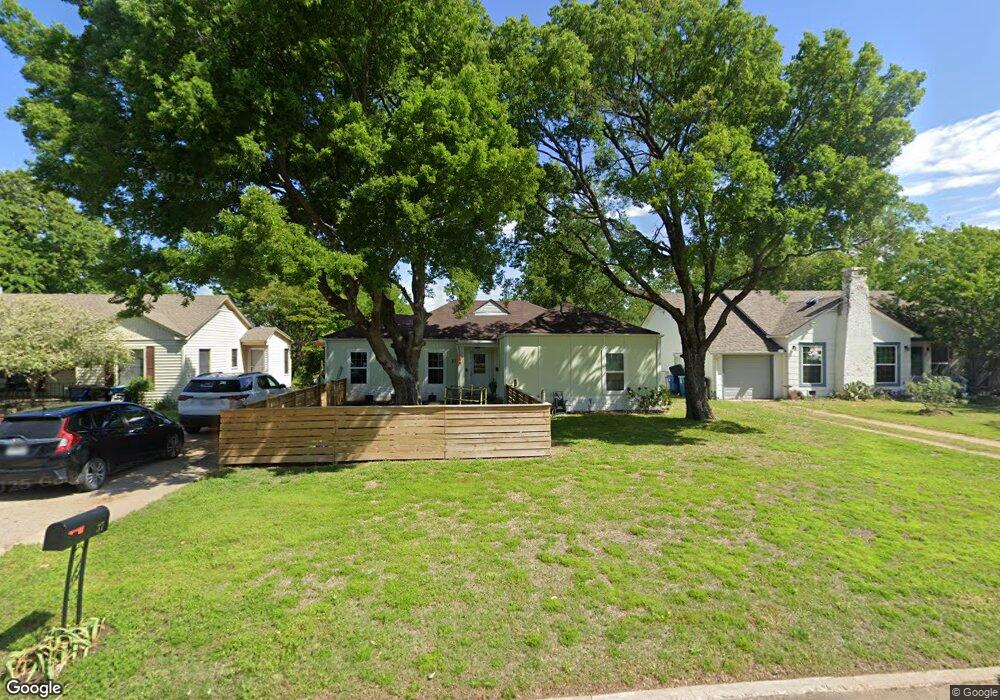 37 W Parnell St, Denison, TX 75020 - photo 1