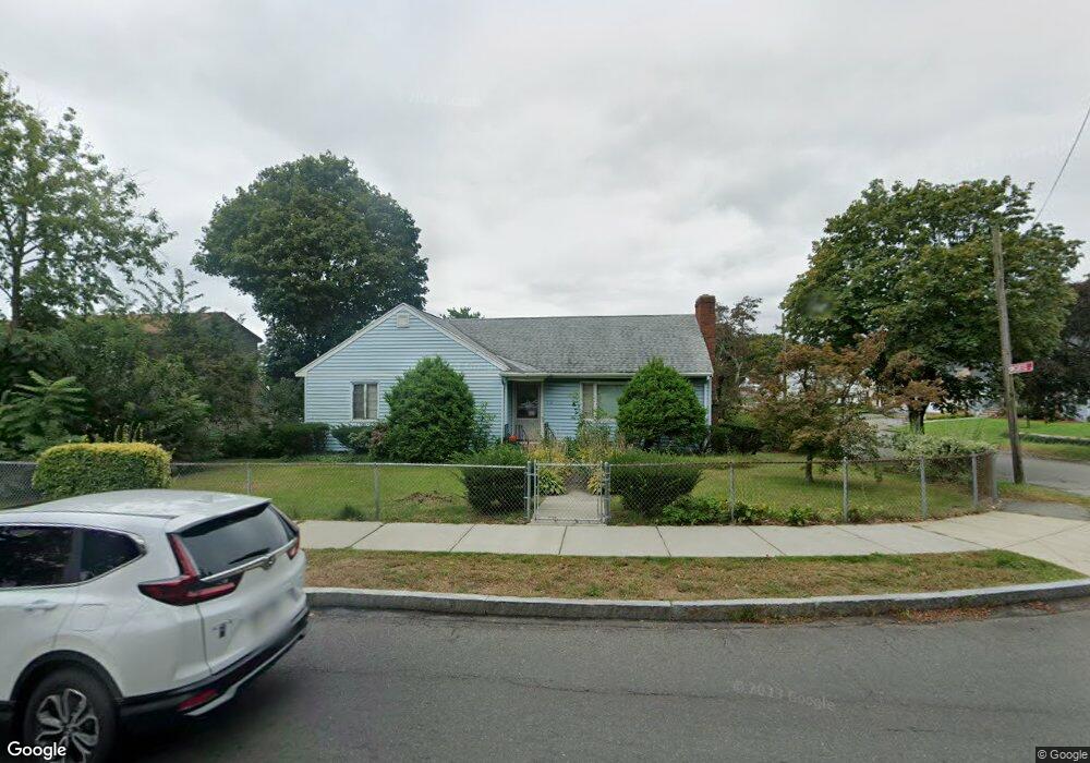 312 Lincoln Ave, Saugus, MA 01906 - photo 1