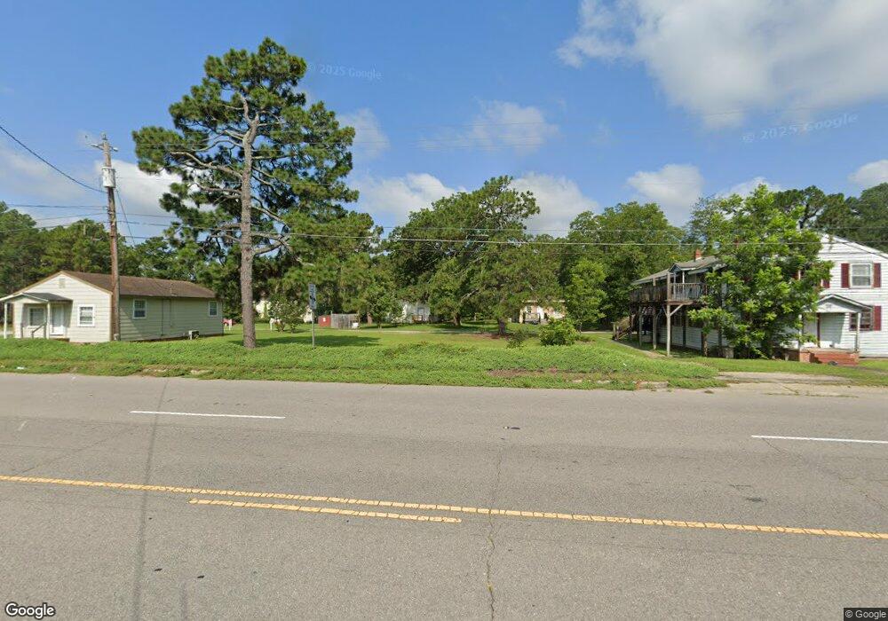 711 N Reilly Rd, Fayetteville, NC 28303 - photo 1