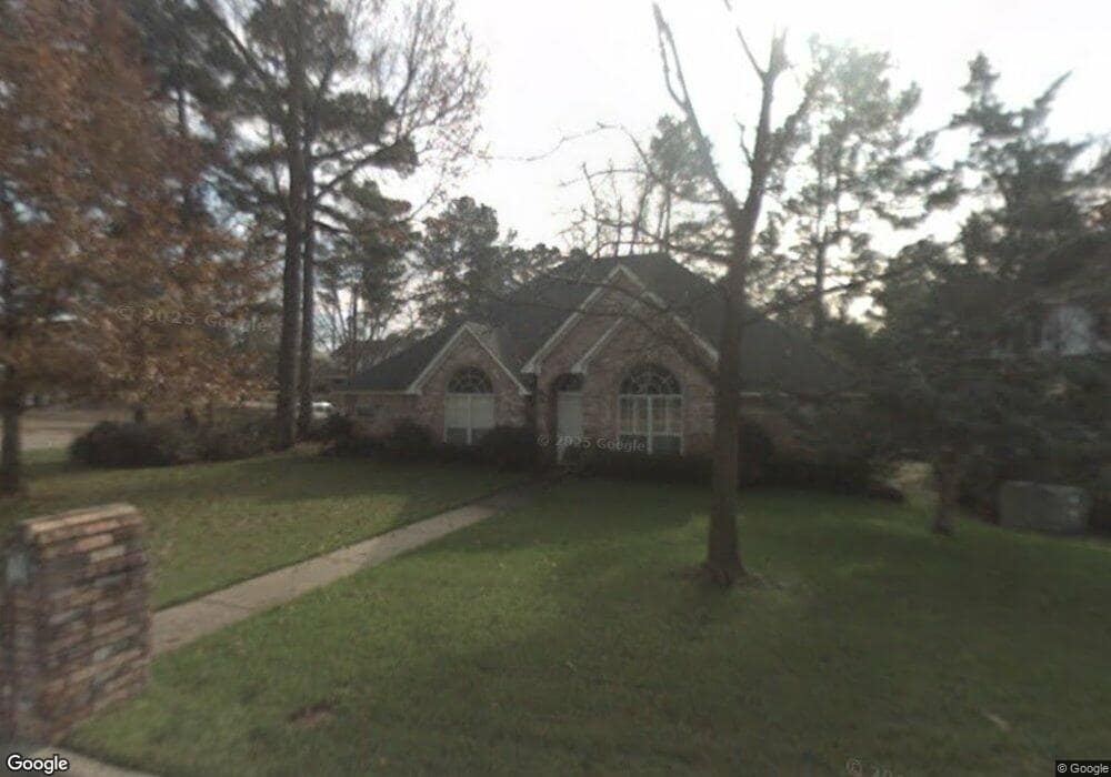 3315 Williamsburg Cir, Texarkana, TX 75503 - photo 1
