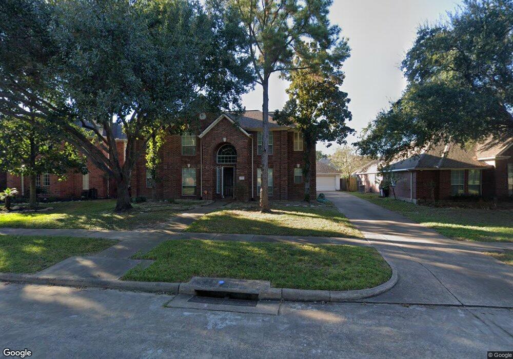 8915 Apple Mill Dr, Houston, TX 77095 - photo 1