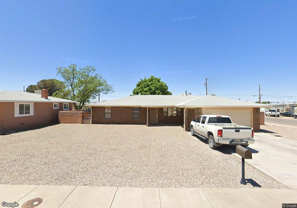 808 Monroe Ave, Alamogordo, NM 88310 - photo 1