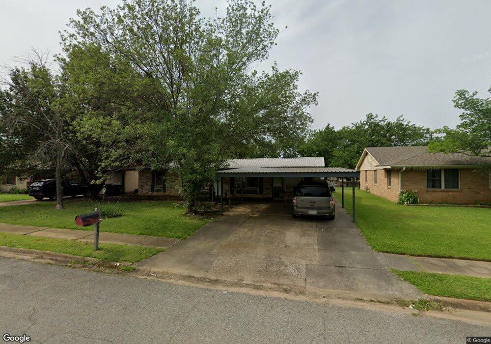 3401 Dana Ln, Denison, TX 75021 - photo 1
