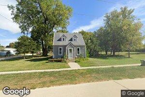 601 N Franklin St, Edgewood, IA 52042