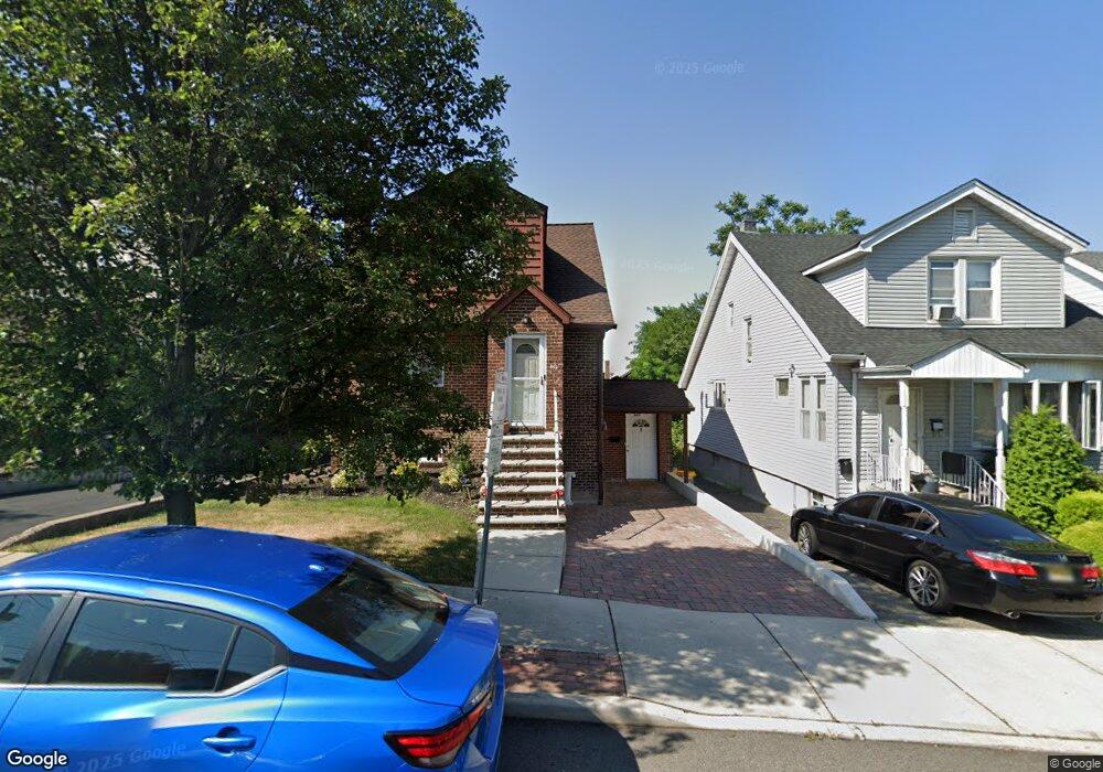 412 Kennedy Dr, Fairview, NJ 07022 - photo 1