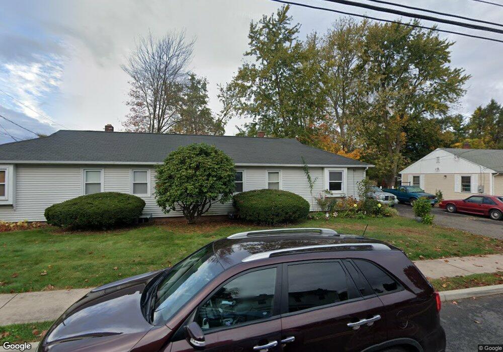 40 Waddell Rd, Manchester, CT 06040 - photo 1