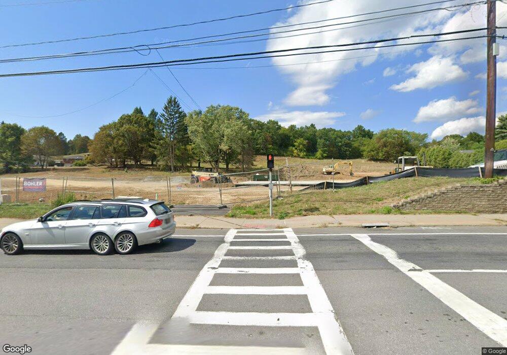 735 Hoosick Rd, Troy, NY 12180 - photo 1