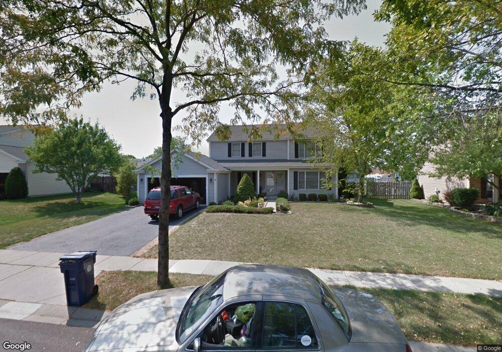 850 Roaring Brook Ln, Algonquin, IL 60102 - photo 1