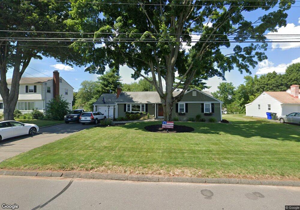 962 Cloverdale Cir, Wethersfield, CT 06109 - photo 1