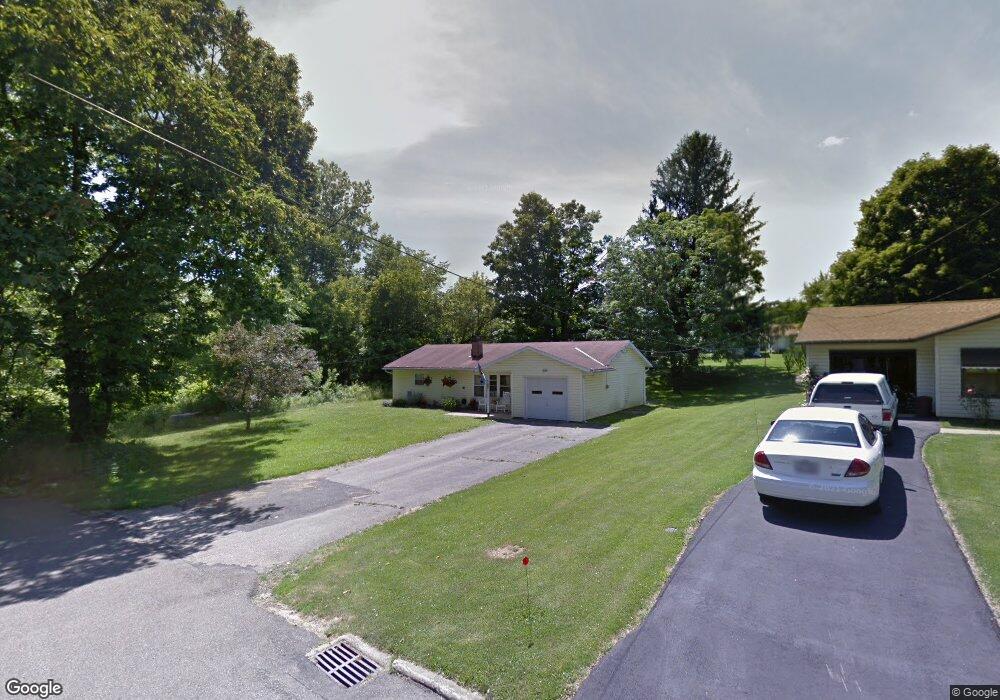 886 Brownwood Rd, Mansfield, OH 44907 - photo 1