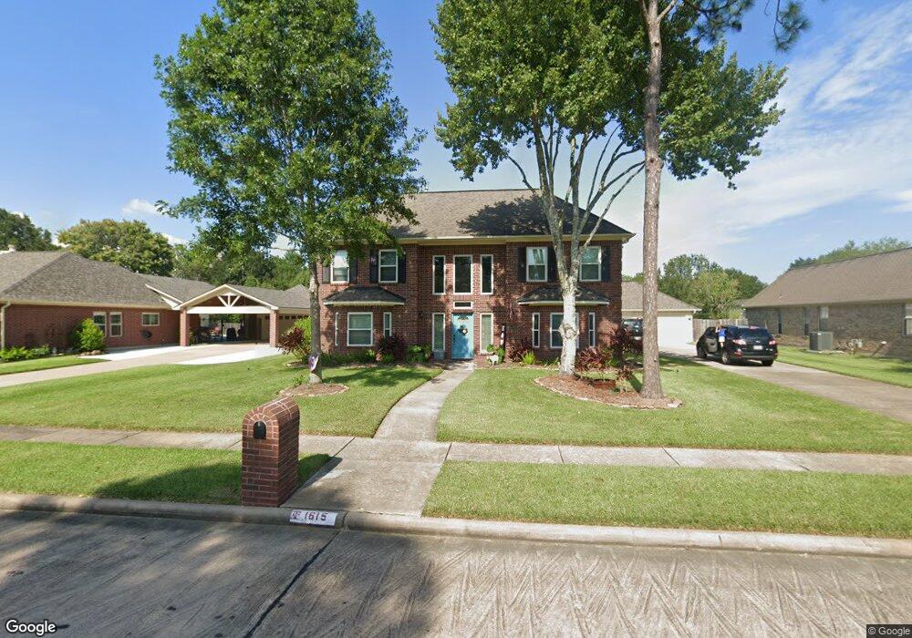 1615 Keystone Dr, Friendswood, TX 77546 - photo 1