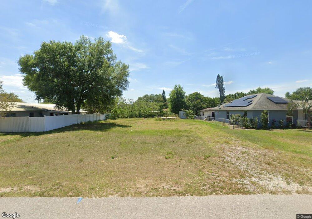 316 E Royal Palm St, Lake Placid, FL 33852 - photo 1