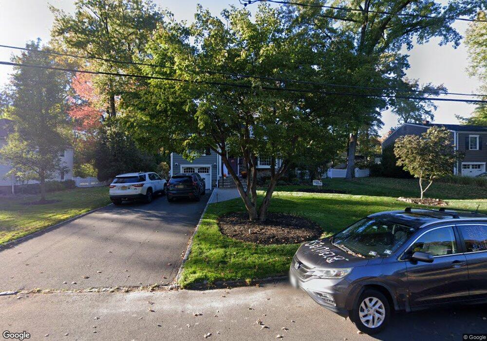 2353 Redwood Rd, Scotch Plains, NJ 07076 - photo 1