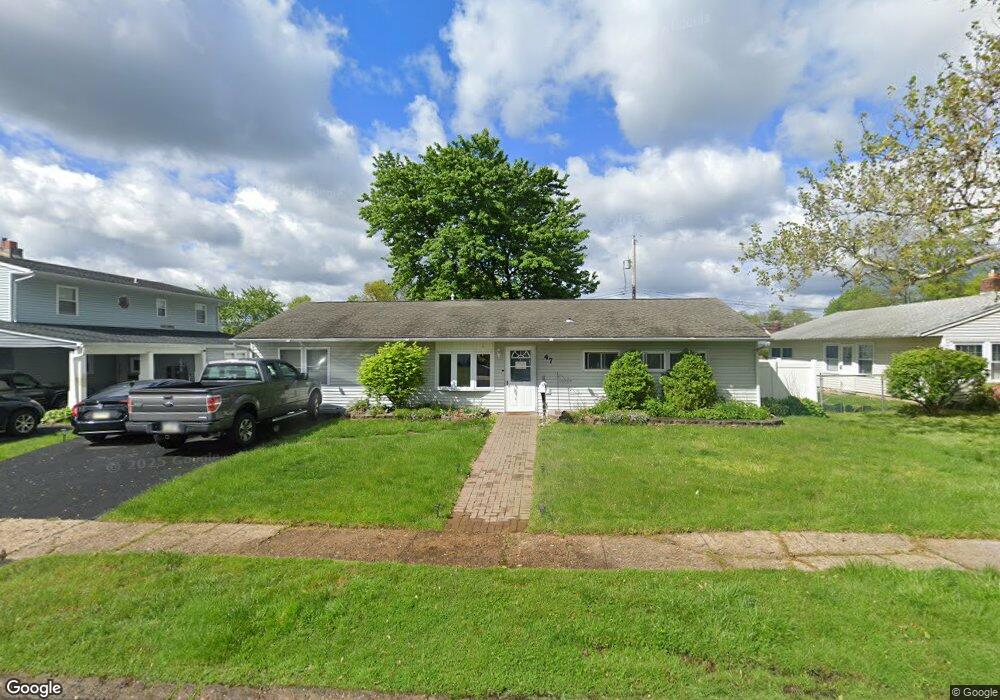 47 Gentle Rd, Levittown, PA 19057 - photo 1