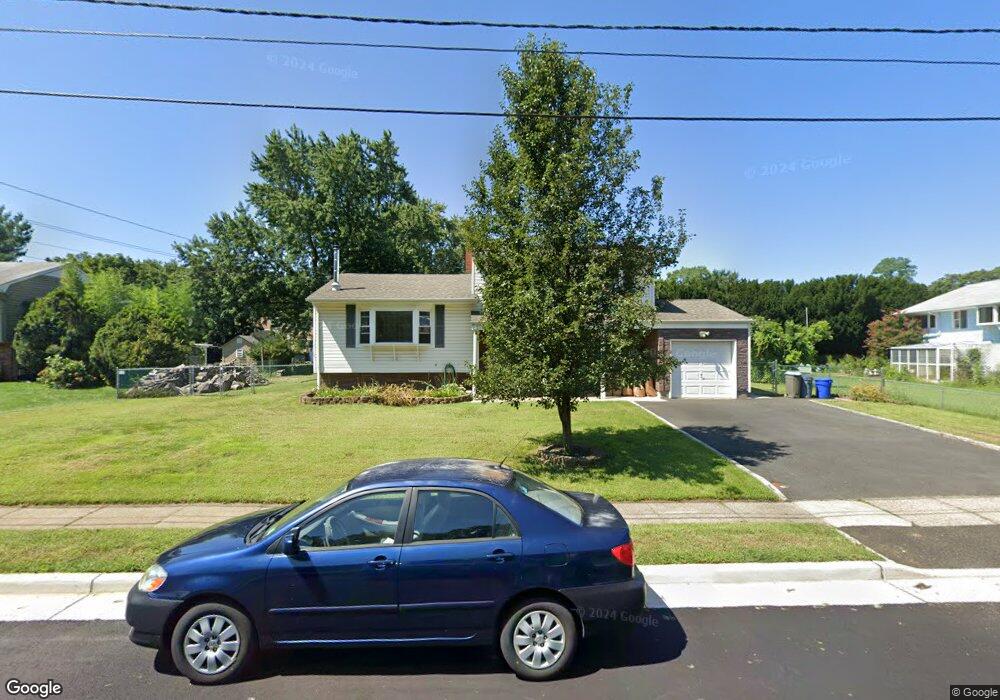 18 Lonsdale Dr, South Plainfield, NJ 07080 - photo 1