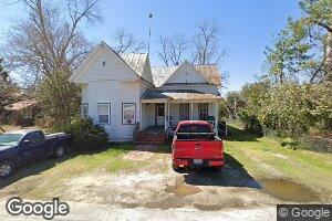 206 S Railroad Ave, Garfield, GA 30425