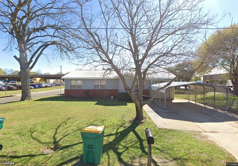 320 Baylor St, Texarkana, TX 75501 - photo 1