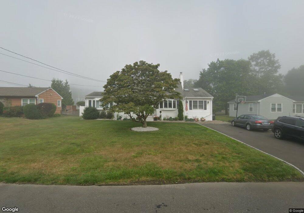 67 Tupper Dr, Stamford, CT 06902 - photo 1