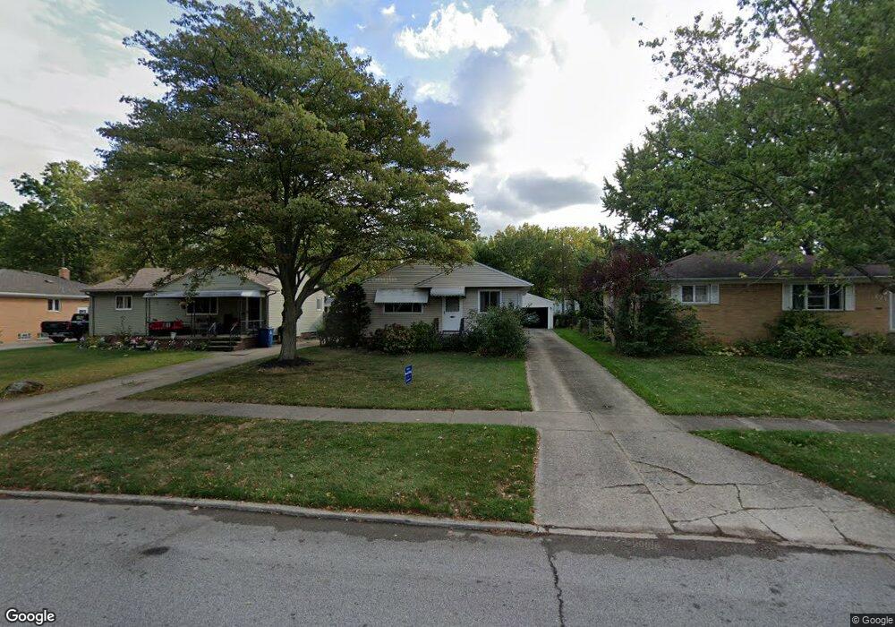 215 Thelma Dr, Sheffield Lake, OH 44054 - photo 1