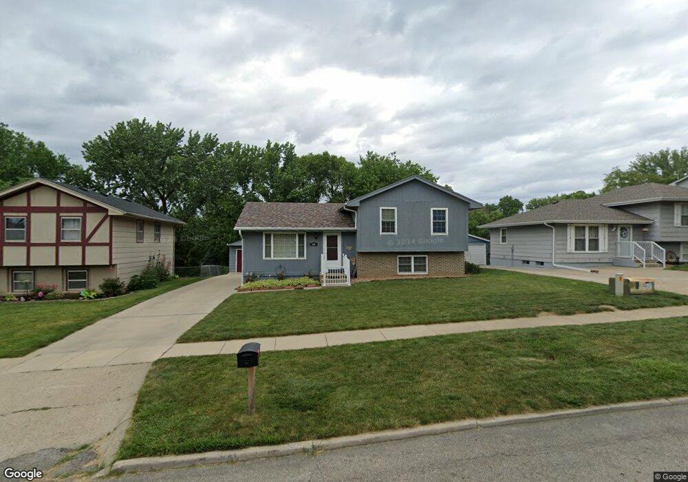 508 E Hackley Ave, Des Moines, IA 50315 - photo 1