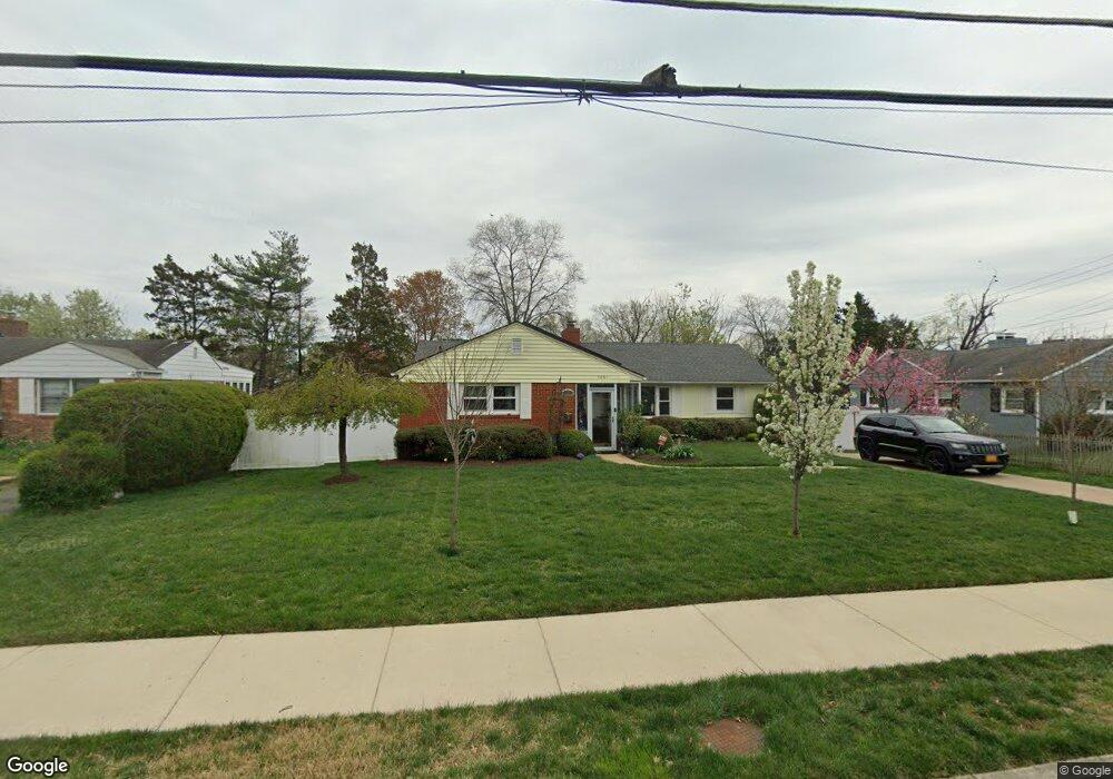 5861 Glen Forest Dr, Falls Church, VA 22041 - photo 1