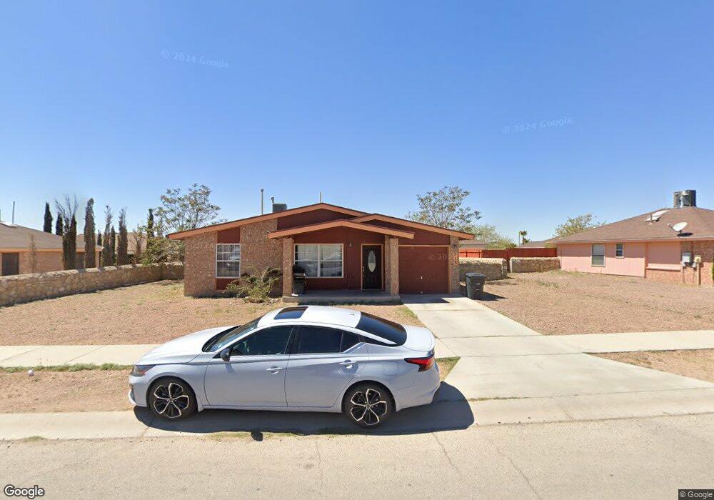 513 Duanesburg St, Horizon City, TX 79928 - photo 1