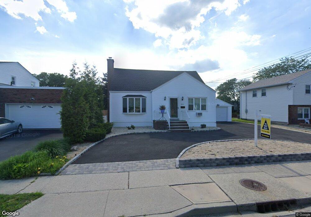 3374 Park Ave, Oceanside, NY 11572 - photo 1