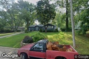 430 Westview Dr, Manhattan, KS 66502